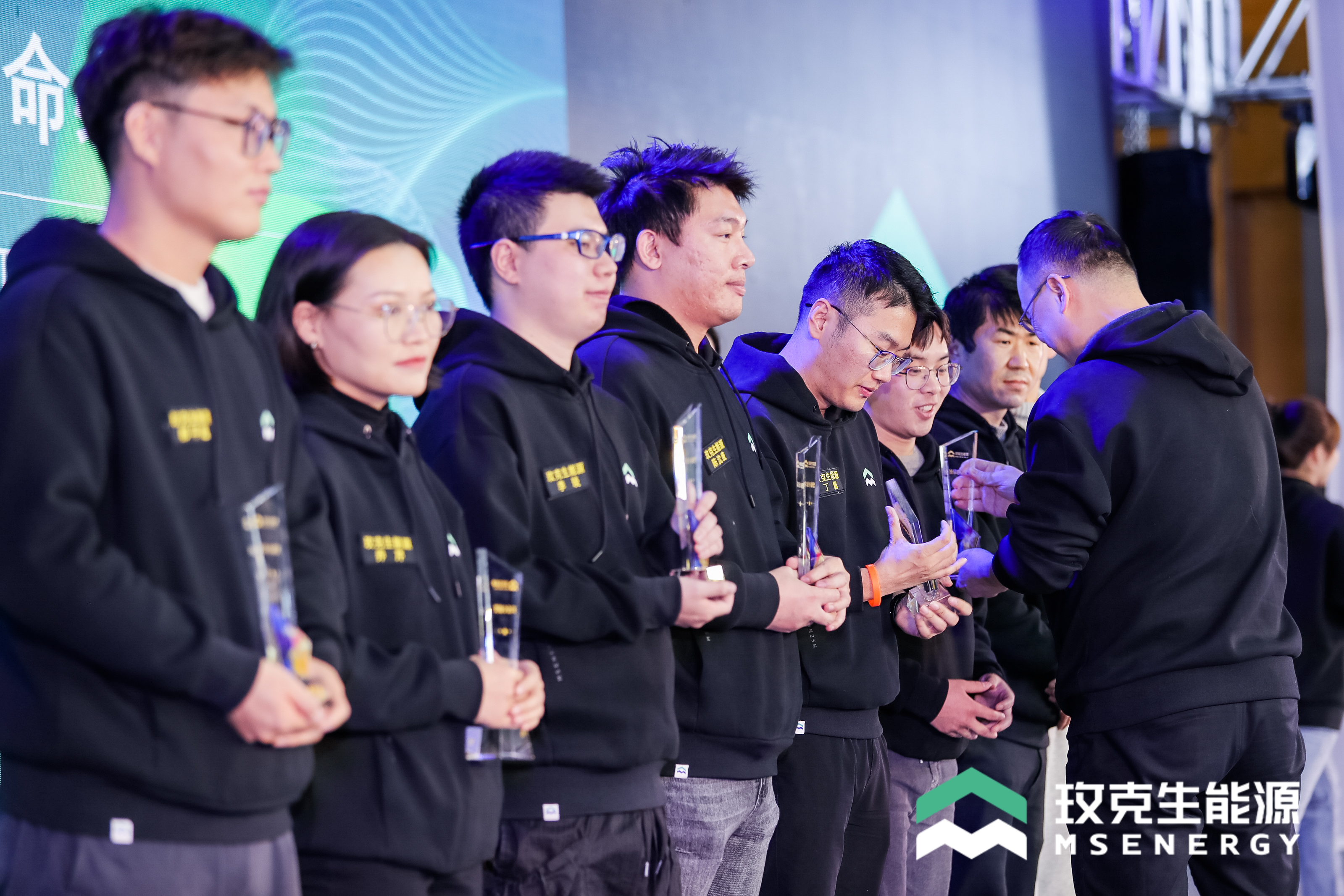 ��һ�˶���(B-Sports)�ٷ���վ-B����